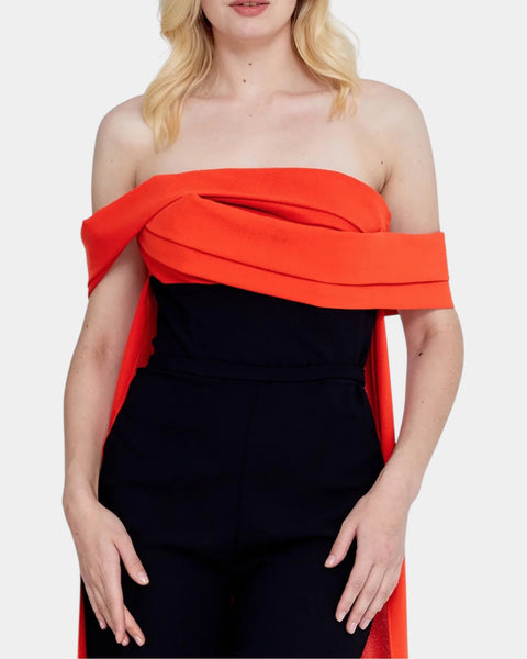 Combinaison avec cape longue couleur noir et orange